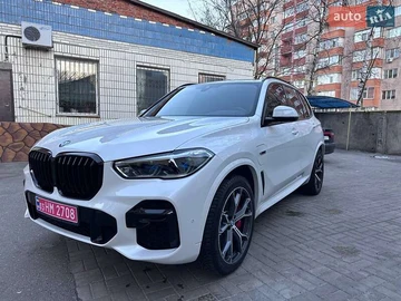 Авто BMW X5 2022 № 8302117