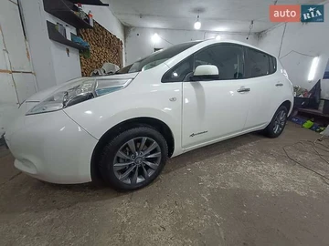 Авто Nissan Leaf 2014 № 8302136