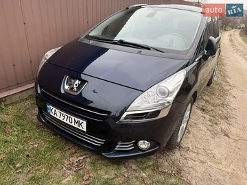 Авто Peugeot 5008 2010 № 8302203