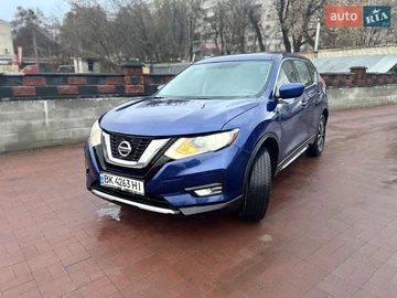 Авто Nissan Rogue 2017 № 8302281
