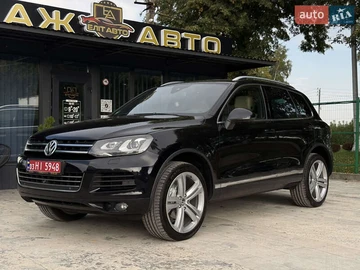 Авто Volkswagen Touareg 2014 № 8302321