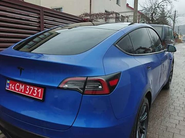 Авто Tesla Model Y 2024 № 8302326