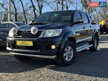 Авто Toyota Hilux 2014 № 8302634