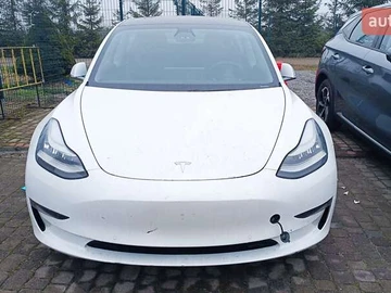 Авто Tesla Model 3 2019 № 8302636