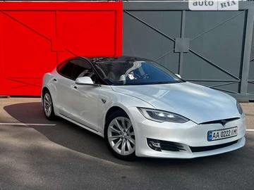 Авто Tesla Model S 2018 № 8302660