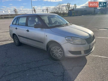 Авто Skoda Fabia 2012 № 8302873
