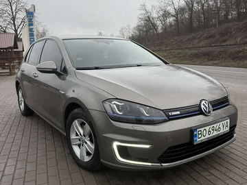 Авто Volkswagen E-Golf 2016 № 8302997
