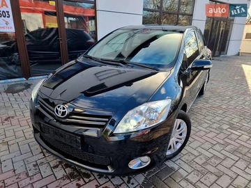 Авто Toyota Auris 2011 № 8303027