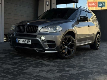 Авто BMW X5 2010 № 8303108