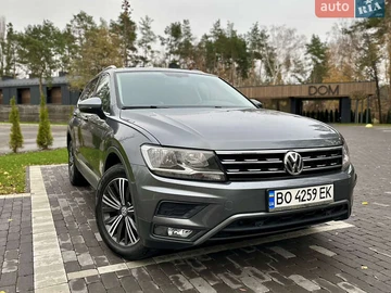 Авто Volkswagen Tiguan 2019 № 8303194