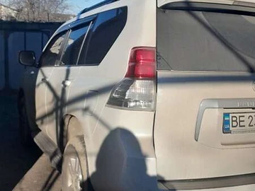 Авто Toyota Land Cruiser Prado 2010 № 8303196