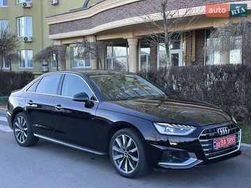 Авто Audi A4 2022 № 8303205