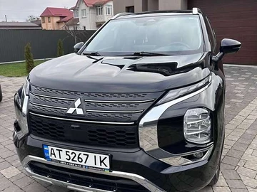 Авто Mitsubishi Outlander 2021 № 8303211