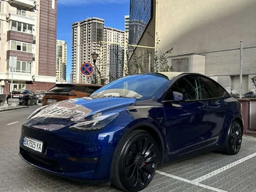Авто Tesla Model Y 2022 № 8303226