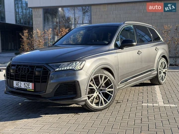 Авто Audi Q7 2021 № 8303313