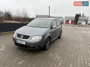Авто Volkswagen Touran 2004 № 8303458