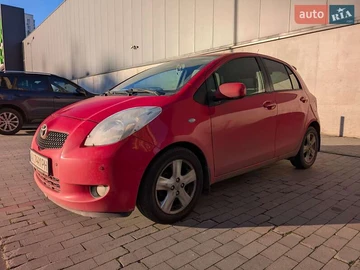 Авто Toyota Yaris 2008 № 8303490