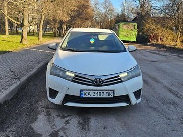 Авто Toyota Corolla 2015 № 8303558