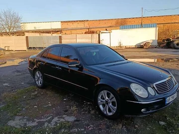 Авто Mercedes E-Class 2005 № 8303582