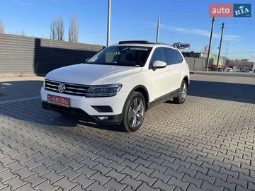 Авто Volkswagen Tiguan 2020 № 8303910
