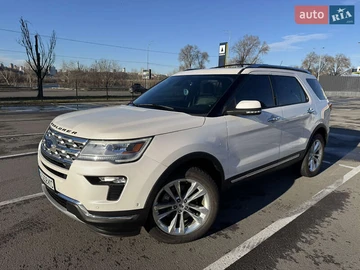Авто Ford Explorer 2018 № 8303930