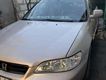 Авто Honda Accord 1999 № 8304090