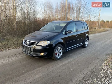 Авто Volkswagen Touran 2007 № 8304095