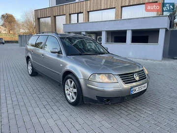 Авто Volkswagen Passat 2003 № 8304100