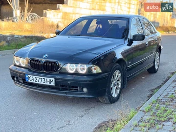 Авто BMW 5 Series 2001 № 8304115