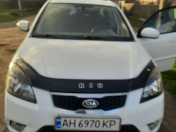 Авто KIA Rio 2010 № 8304287