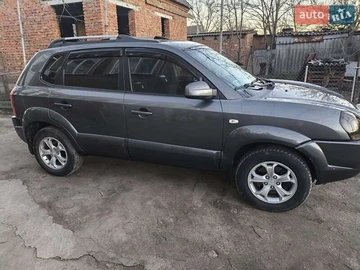 Авто Hyundai Tucson 2008 № 8304434