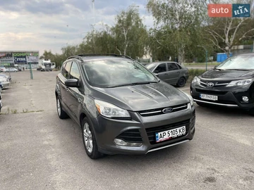 Авто Ford Escape 2013 № 8304454