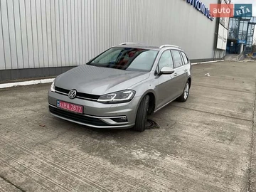 Авто Volkswagen Golf 2019 № 8304652