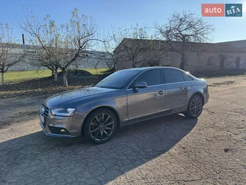 Авто Audi A4 2014 № 8304666