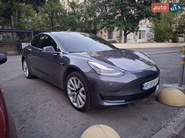 Авто Tesla Model 3 2018 № 8304769