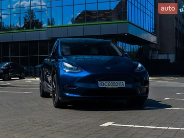 Авто Tesla Model Y 2021 № 8304776