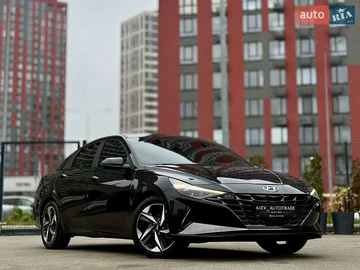Авто Hyundai Elantra 2022 № 8304779