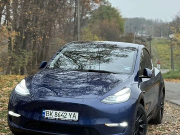 Авто Tesla Model Y 2022 № 8304793