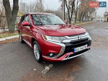 Авто Mitsubishi Outlander 2021 № 8304794
