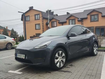 Авто Tesla Model Y 2023 № 8304809