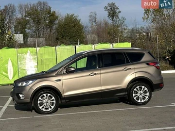 Авто Ford Kuga 2019 № 8304810