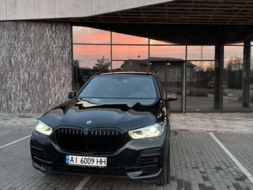 Авто BMW X5 2022 № 8304850
