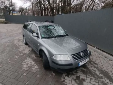 Авто Volkswagen Passat 2001 № 8305019