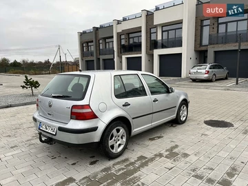 Авто Volkswagen Golf 2003 № 8305029