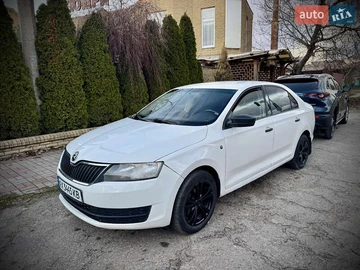 Авто Skoda Rapid 2015 № 8305081
