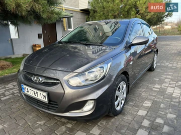 Авто Hyundai Accent 2013 № 8305180