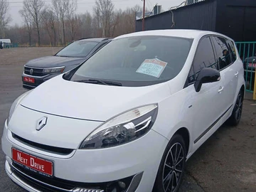 Авто Renault Grand Scenic 2013 № 8305246