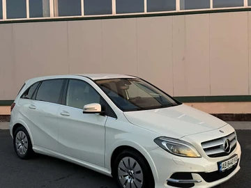 Авто Mercedes B-Class 2015 № 8305276