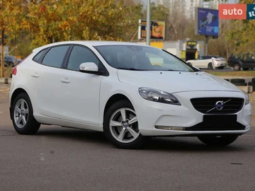 Авто Volvo V40 2013 № 8305280