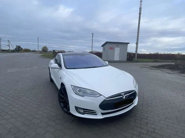 Авто Tesla Model S 2014 № 8305665